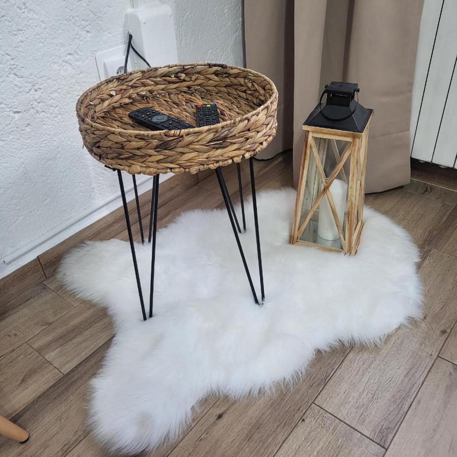 Licul Apartment Ровин Екстериор снимка